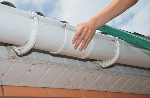Gutter Reattachment in Camden